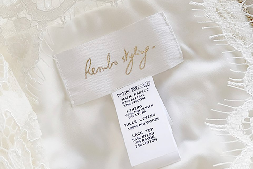 Learn-how-to-clean-your-wedding-dress