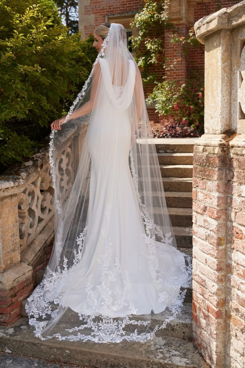 Statement Matte Lace Applique Train Veil